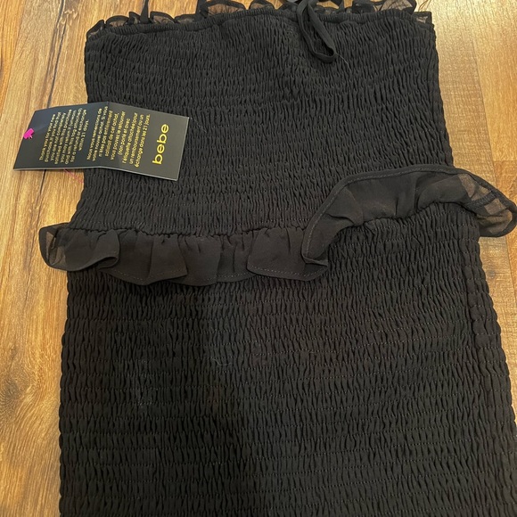 Bebe smocked tiered dress - Picture 3 of 5